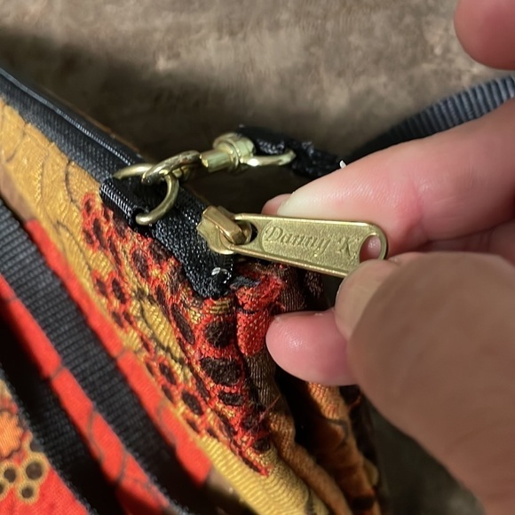 Danny Kaplan Tapestry Crossbody Floral Fabric Shoulder Bag - Picture 3 of 8